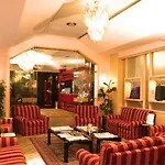 Lloyd ホテル 4*