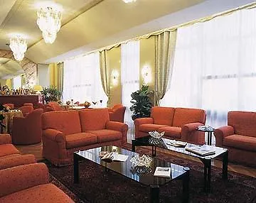 호텔 Lloyd 4*