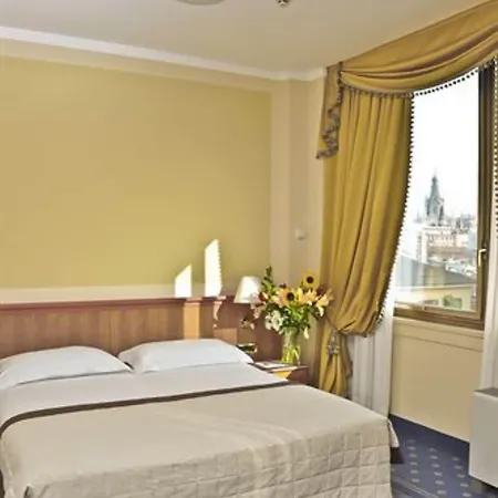 Lloyd Hotel 4*